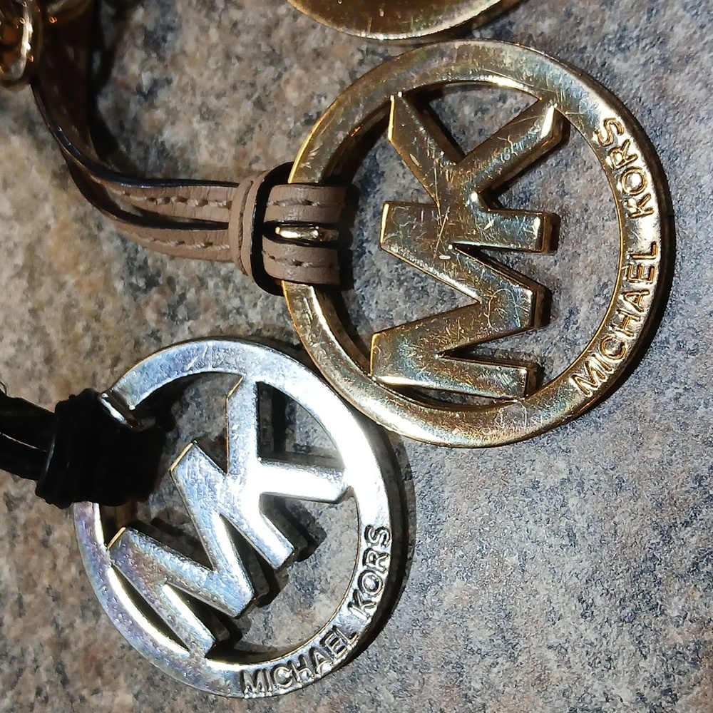 Michael Kors Charms Purse - Picture 3 of 3